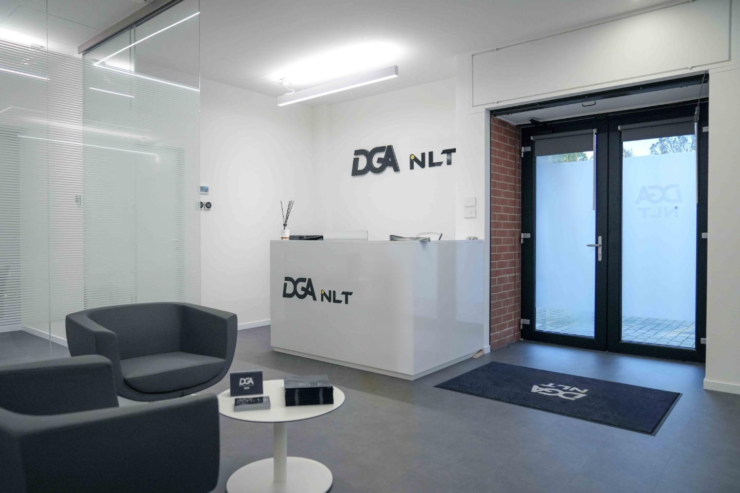 sala riunioni sede dga nlt modena